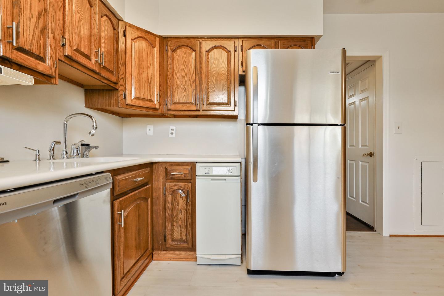 218 3RD STREET NE Unit: 30