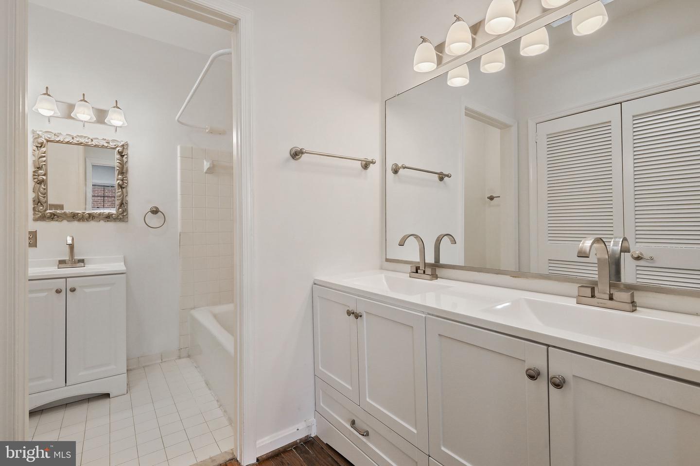 218 3RD STREET NE Unit: 30