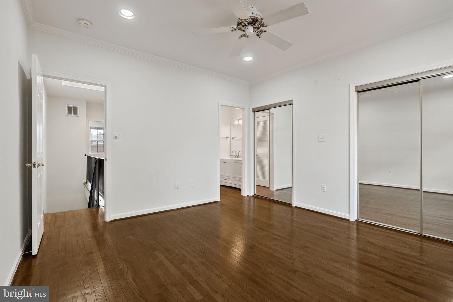 218 3RD STREET NE Unit: 30