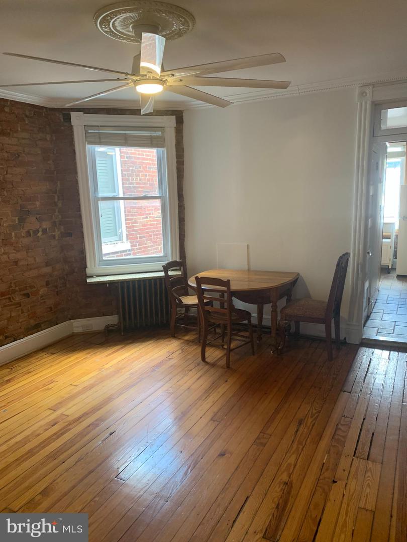 318 NORTH CAROLINA AVENUE SE Unit: 3