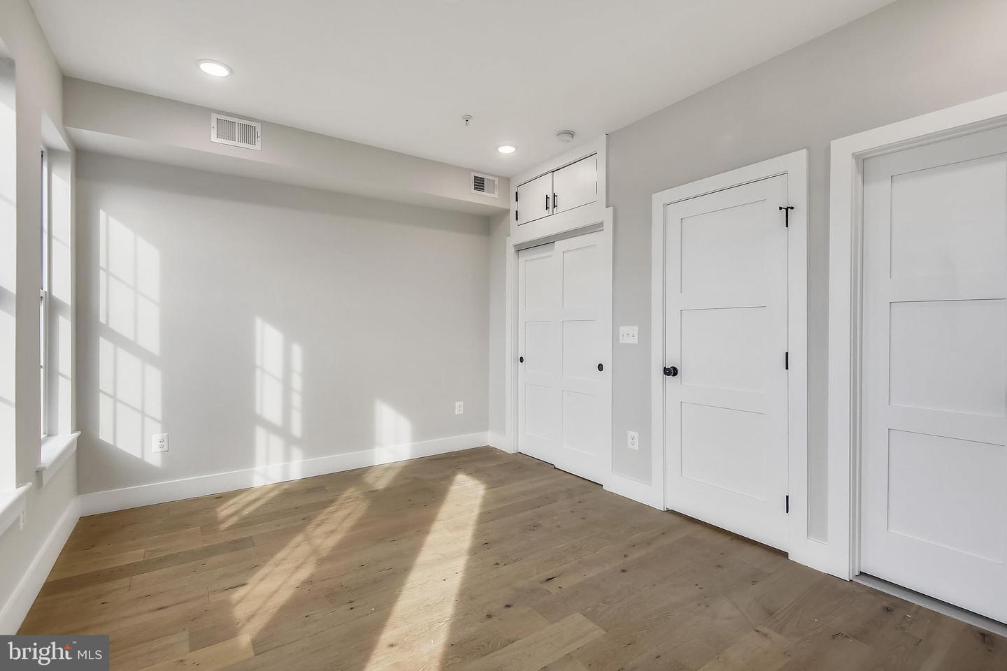 235 FLORIDA AVENUE NW Unit: 5