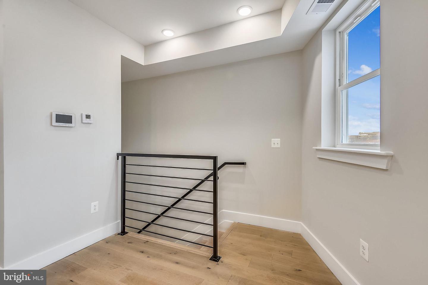 235 FLORIDA AVENUE NW Unit: 5