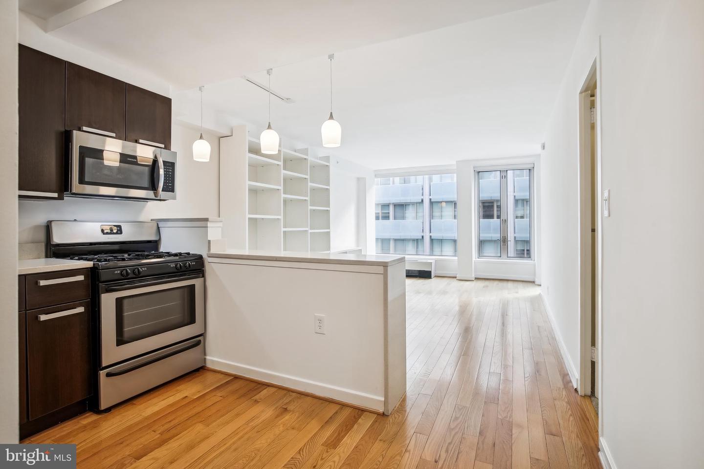 1101 3RD STREET SW Unit: 711