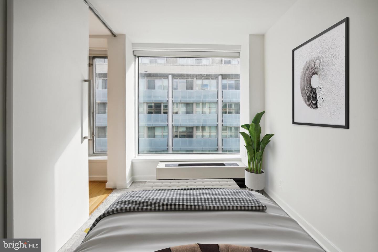 1101 3RD STREET SW Unit: 711