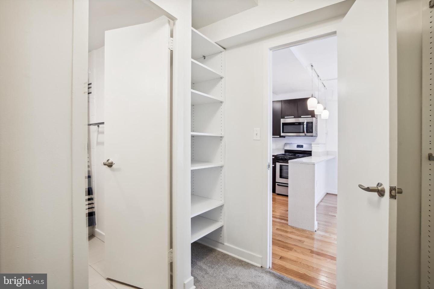 1101 3RD STREET SW Unit: 711
