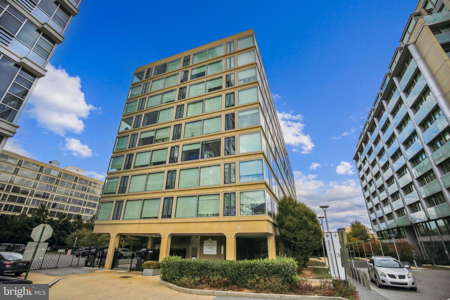 1101 3RD STREET SW Unit: 711