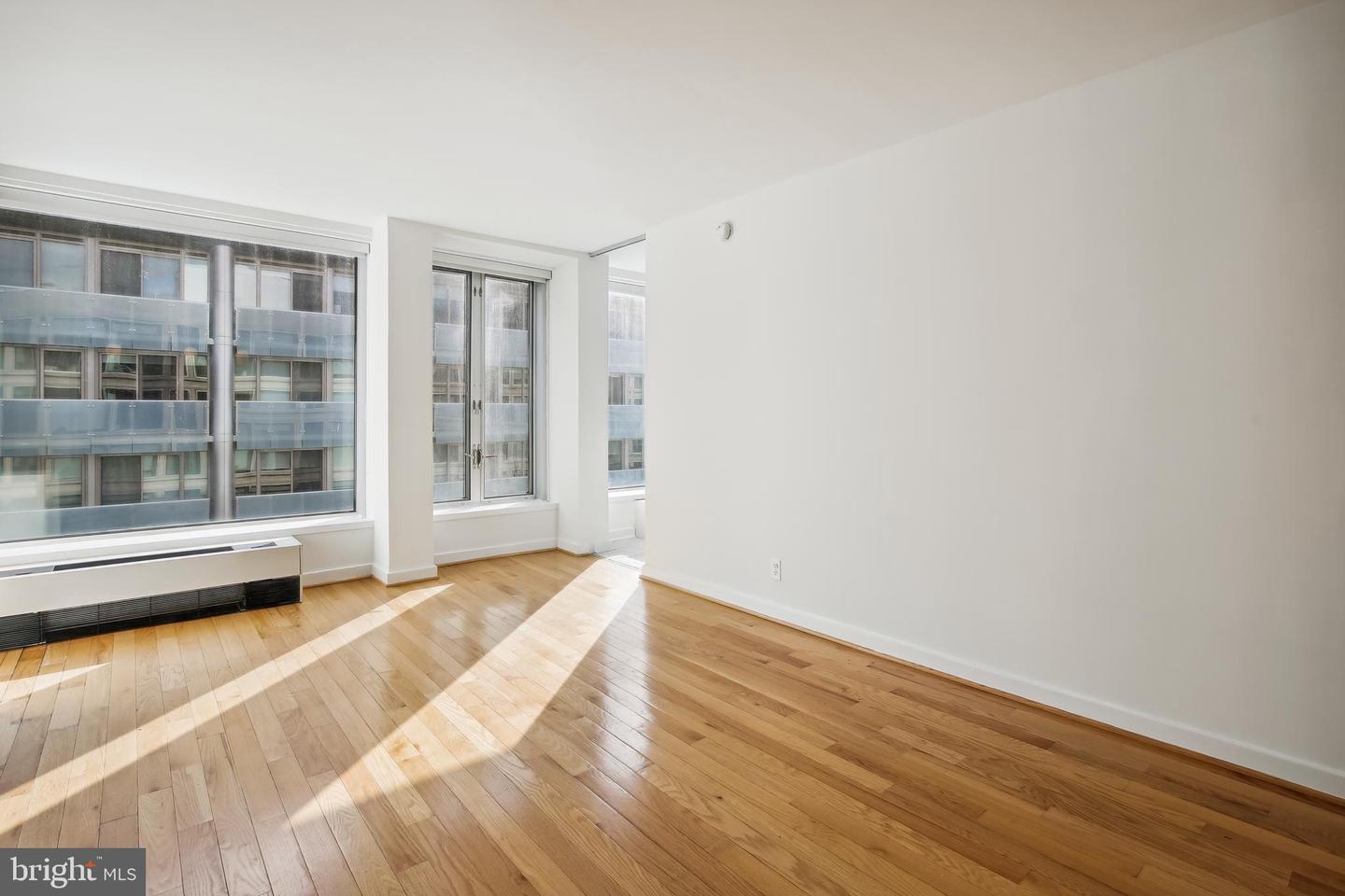 1101 3RD STREET SW Unit: 711
