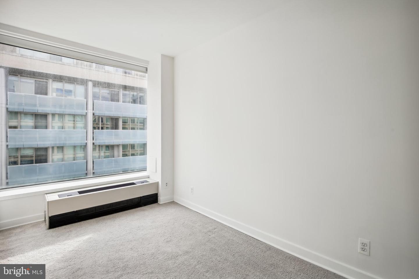 1101 3RD STREET SW Unit: 711