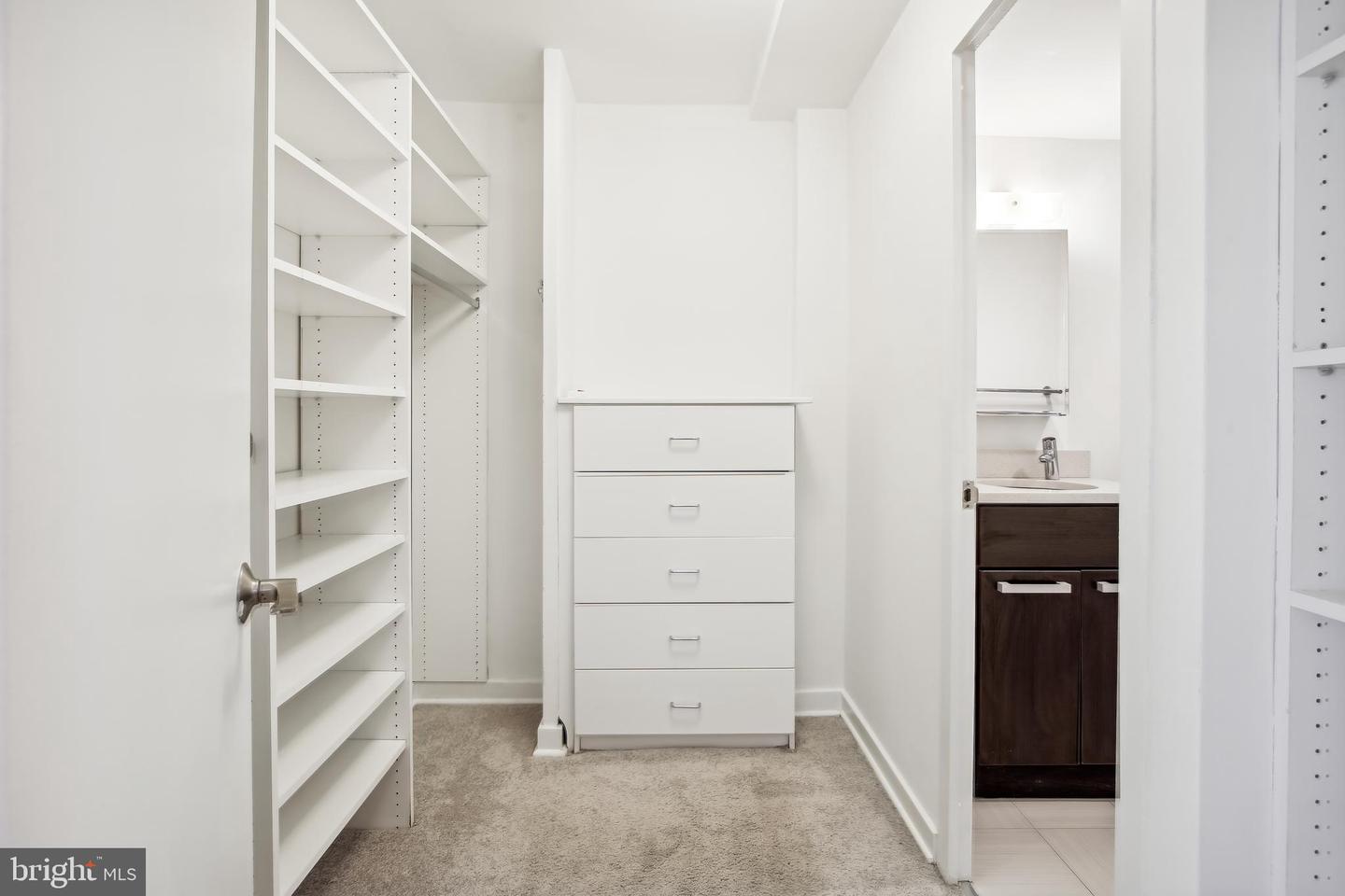 1101 3RD STREET SW Unit: 711