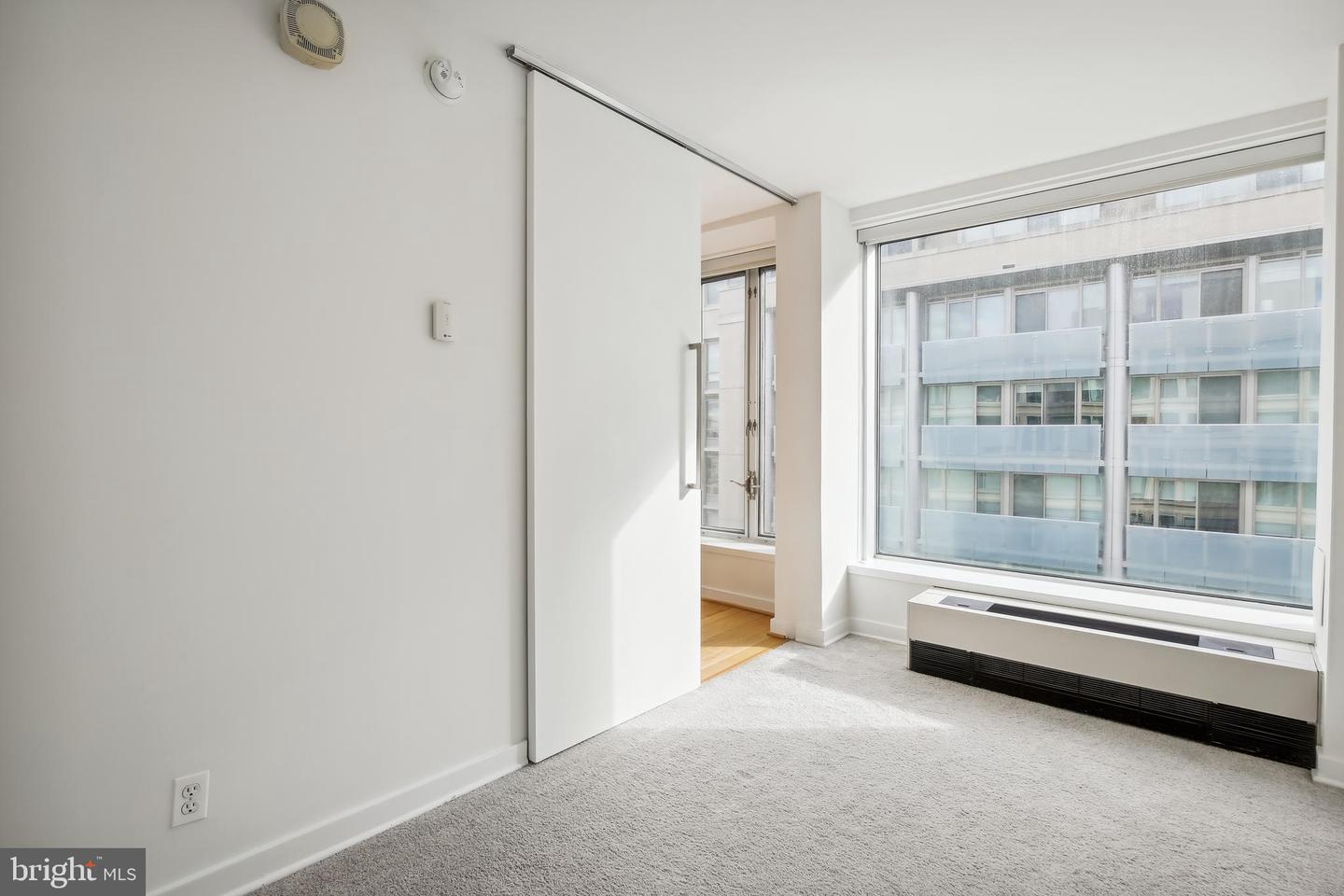 1101 3RD STREET SW Unit: 711