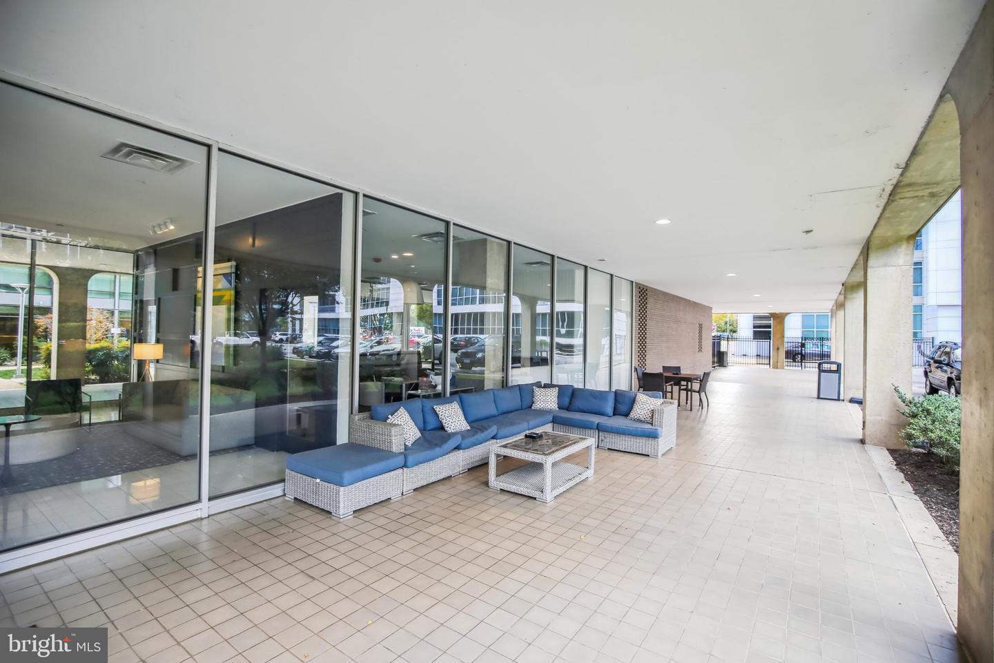 1101 3RD STREET SW Unit: 711