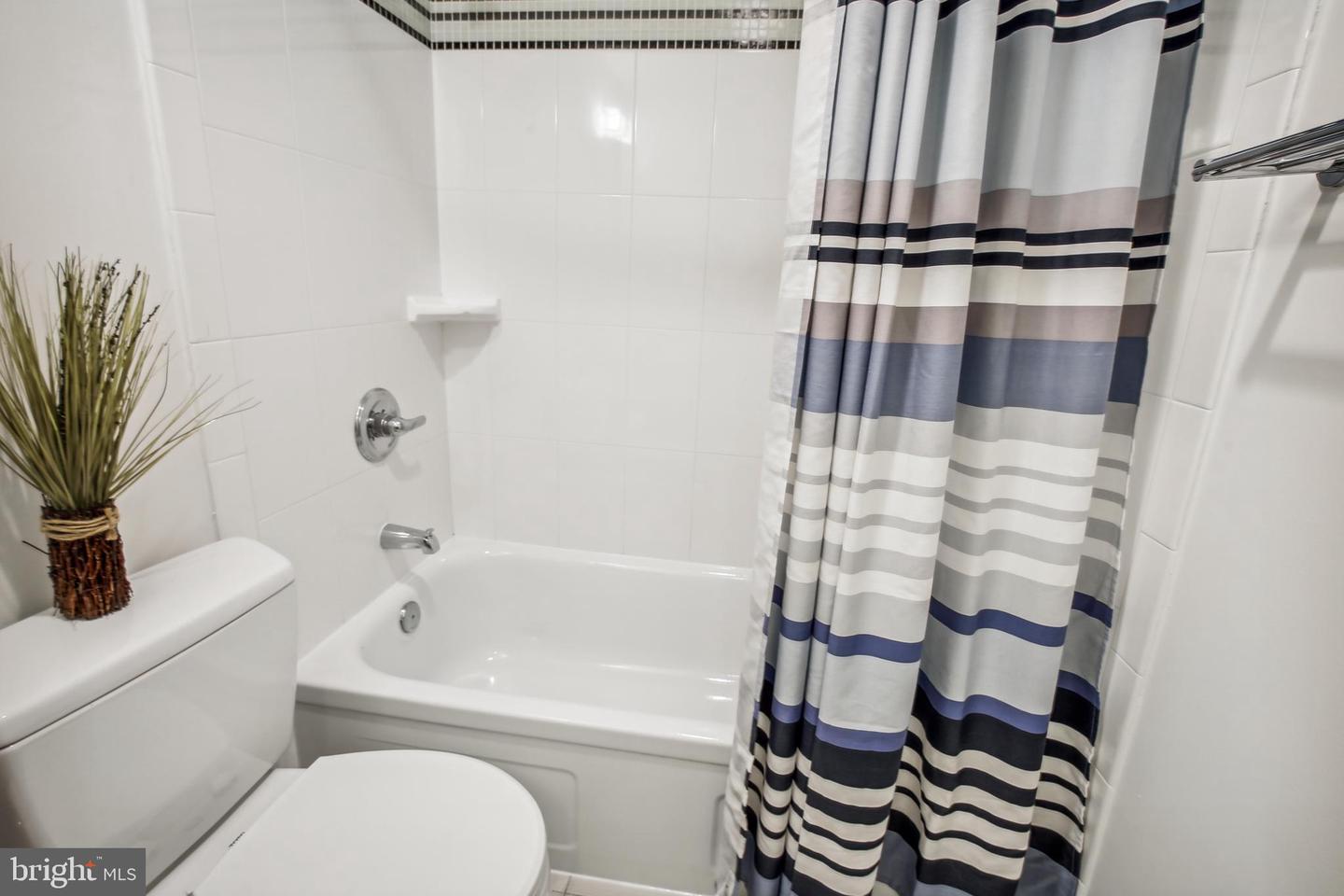 1101 3RD STREET SW Unit: 711