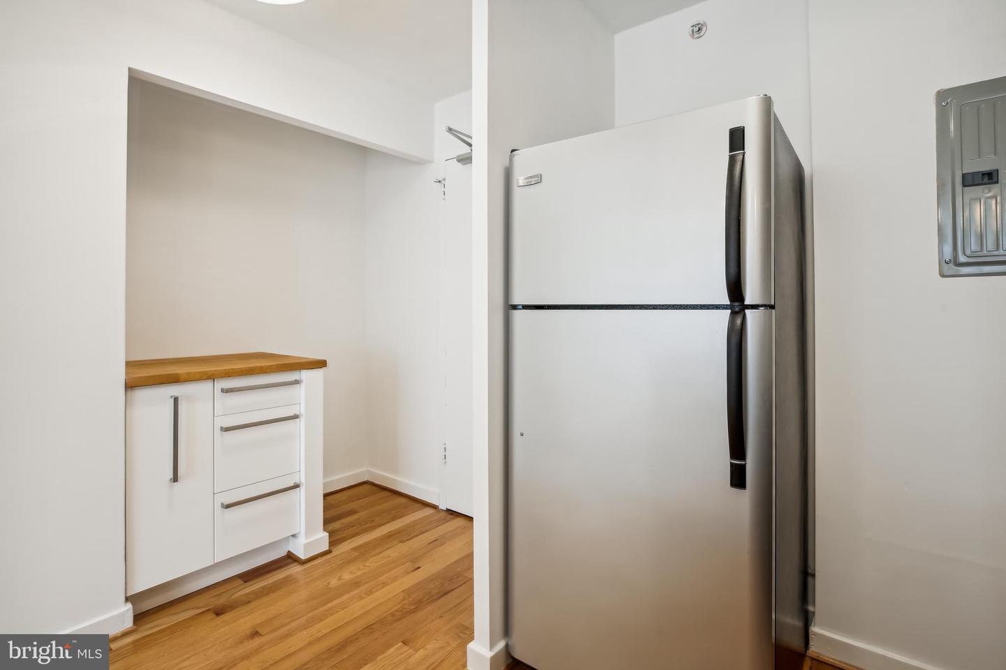 1101 3RD STREET SW Unit: 711