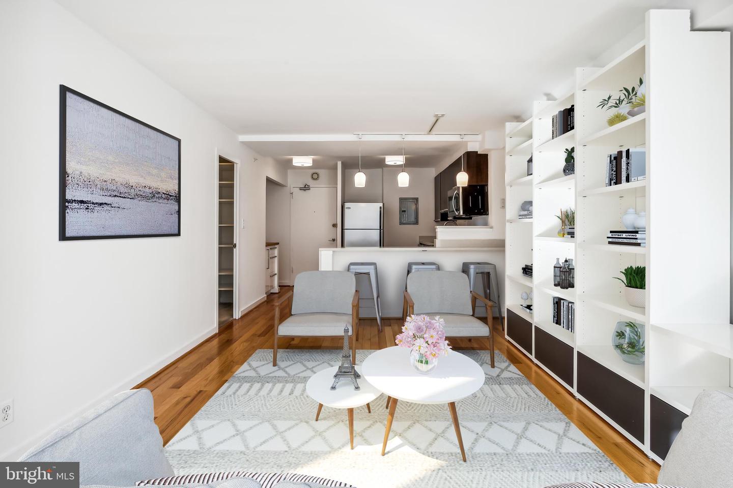 1101 3RD STREET SW Unit: 711