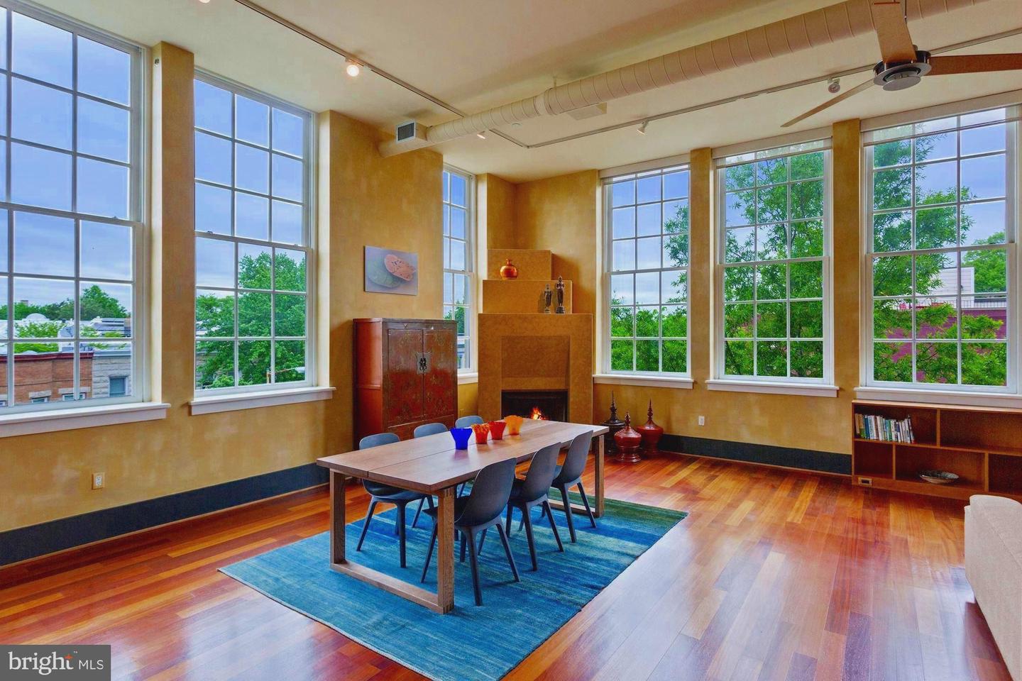 1315 INDEPENDENCE AVENUE SE Unit: 22