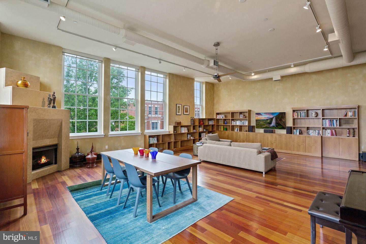 1315 INDEPENDENCE AVENUE SE Unit: 22