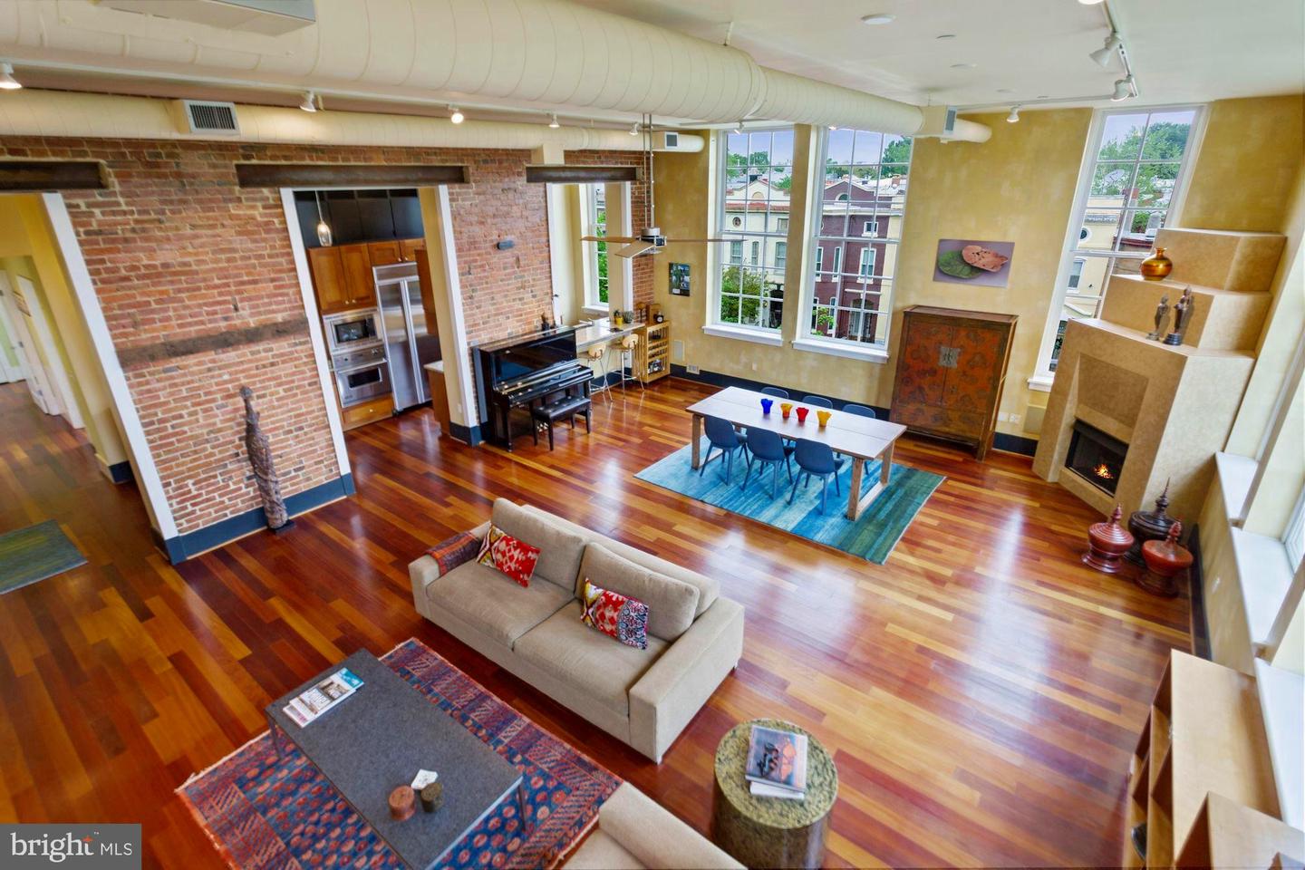 1315 INDEPENDENCE AVENUE SE Unit: 22