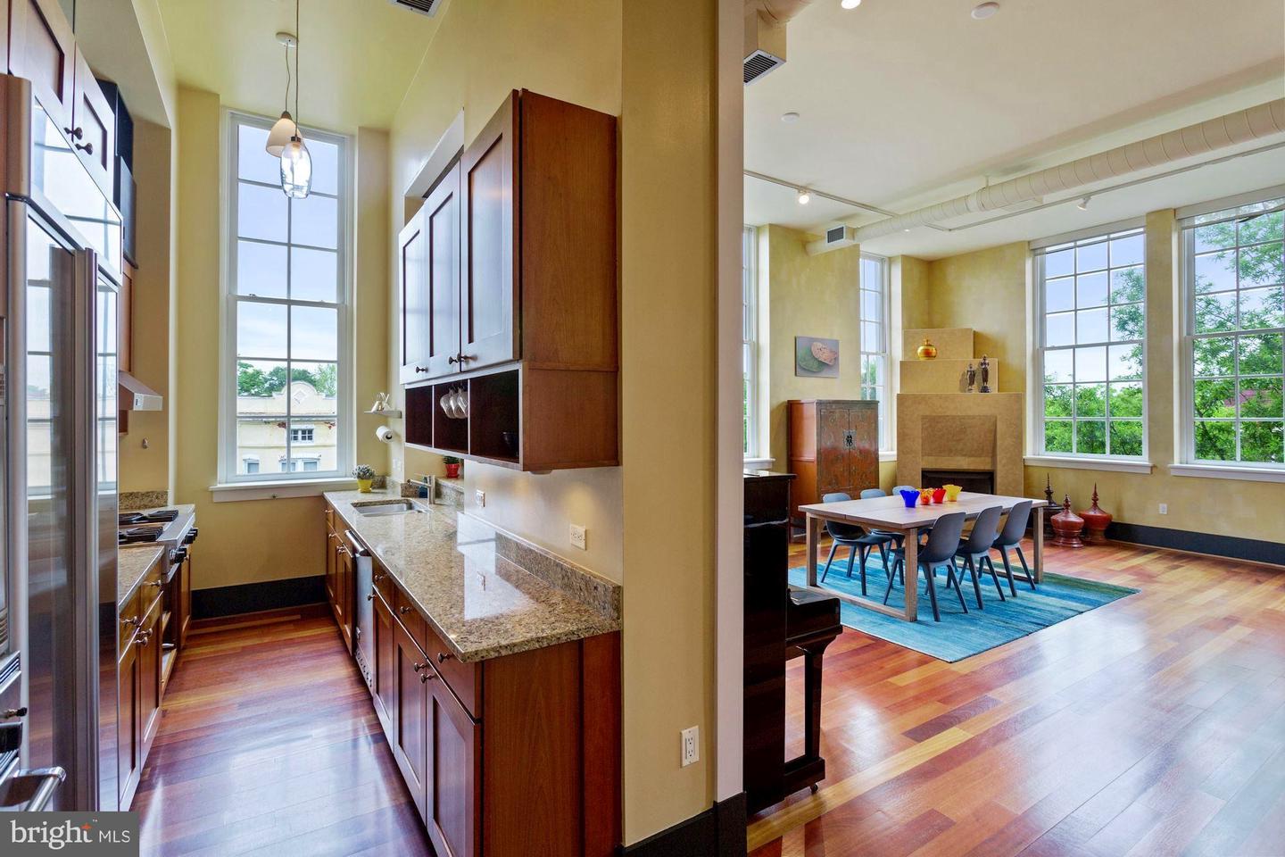 1315 INDEPENDENCE AVENUE SE Unit: 22