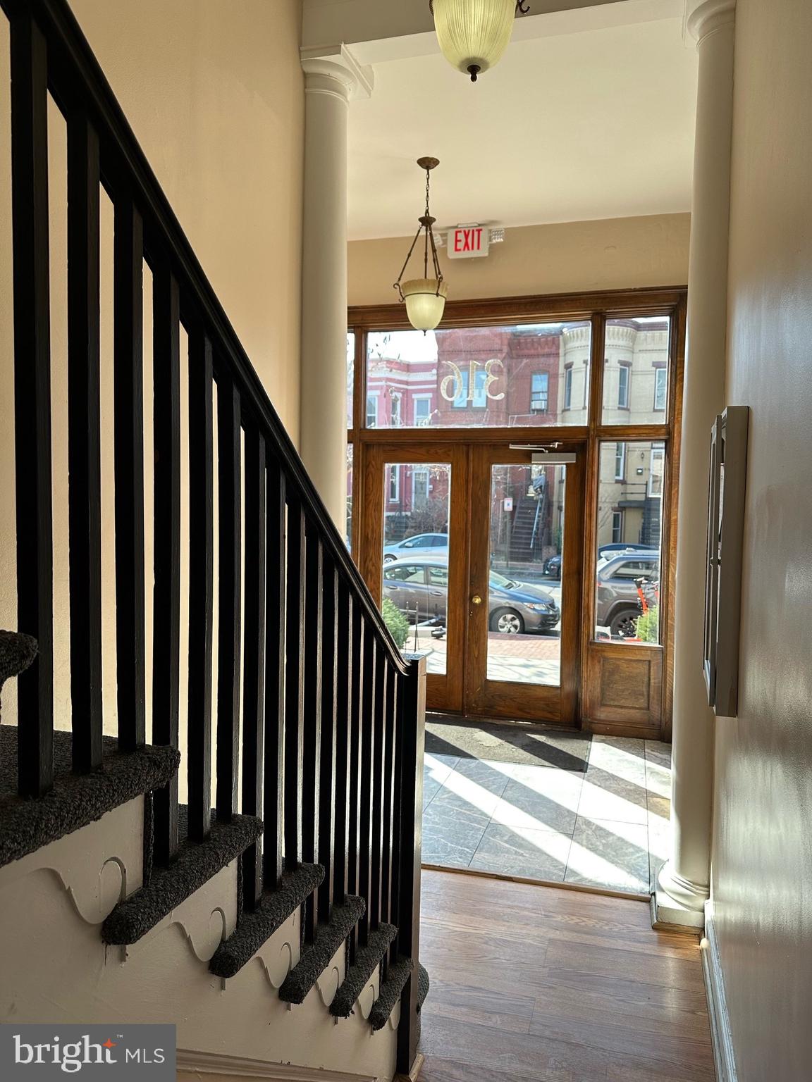 316 F STREET NE Unit: 215