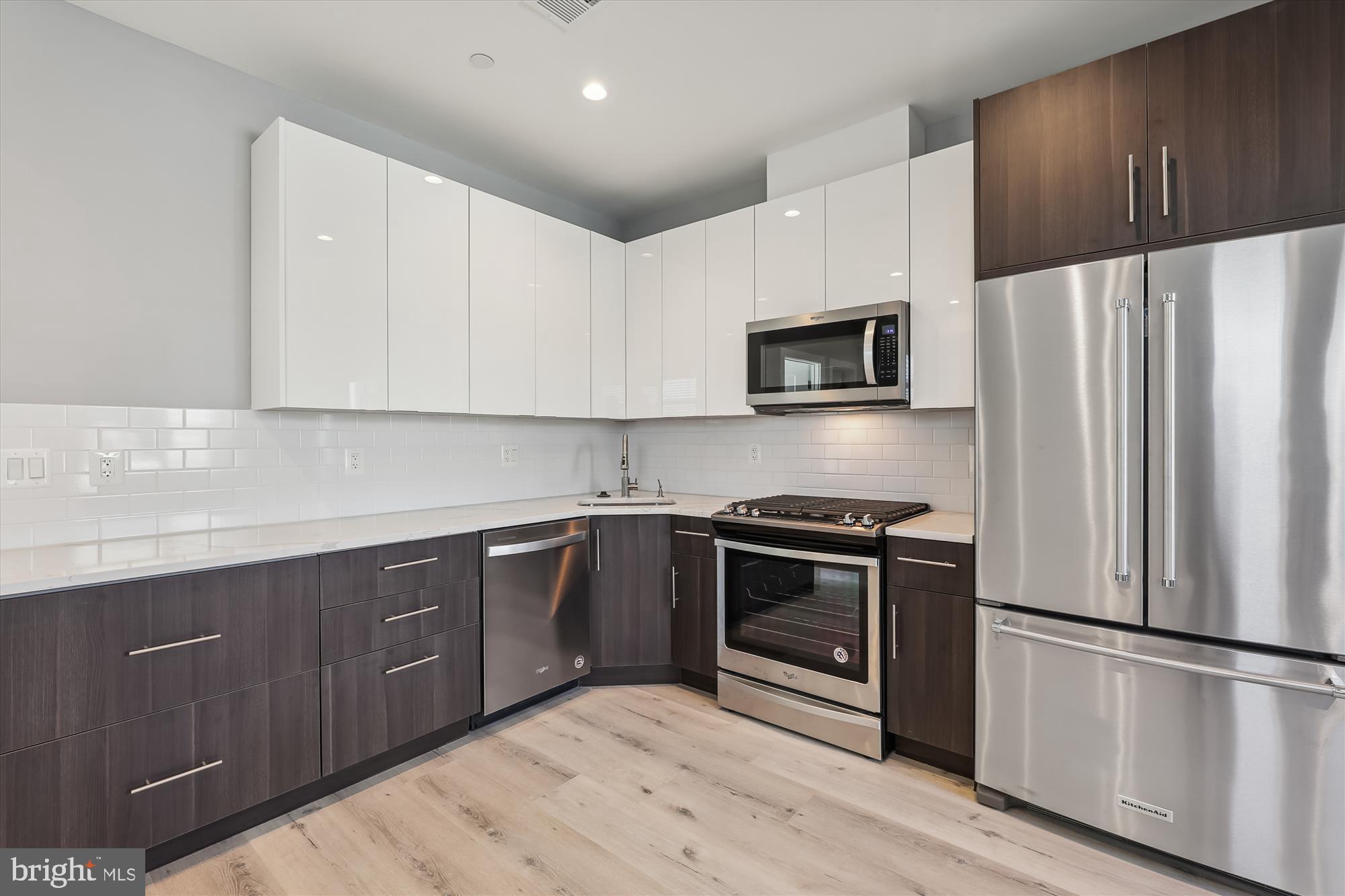 818 KENNEDY STREET NW Unit: 11