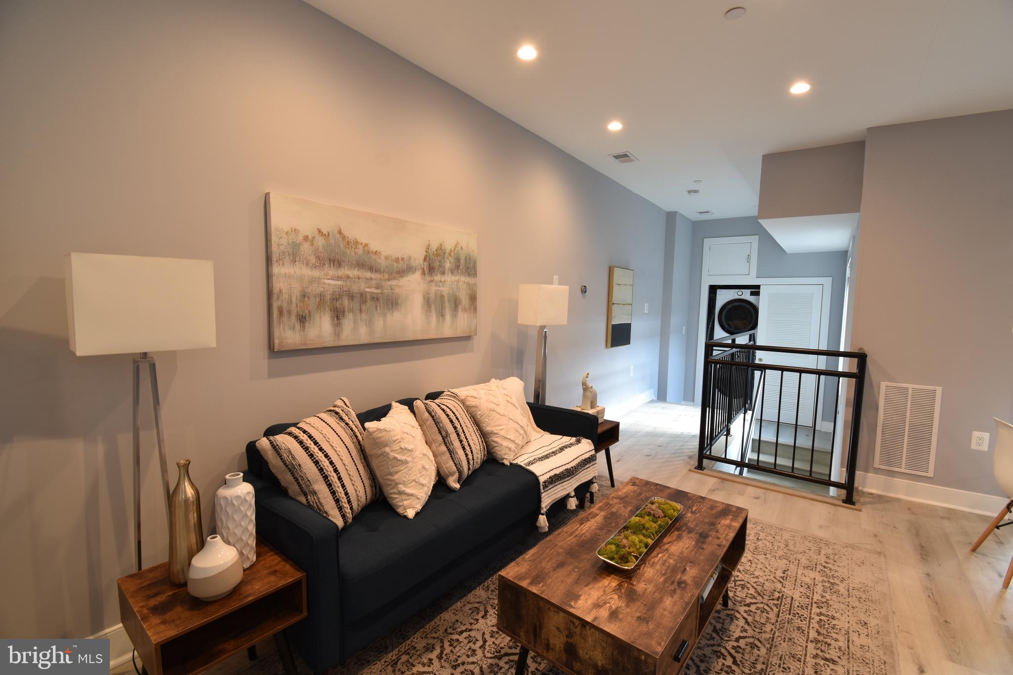 818 KENNEDY STREET NW Unit: 11