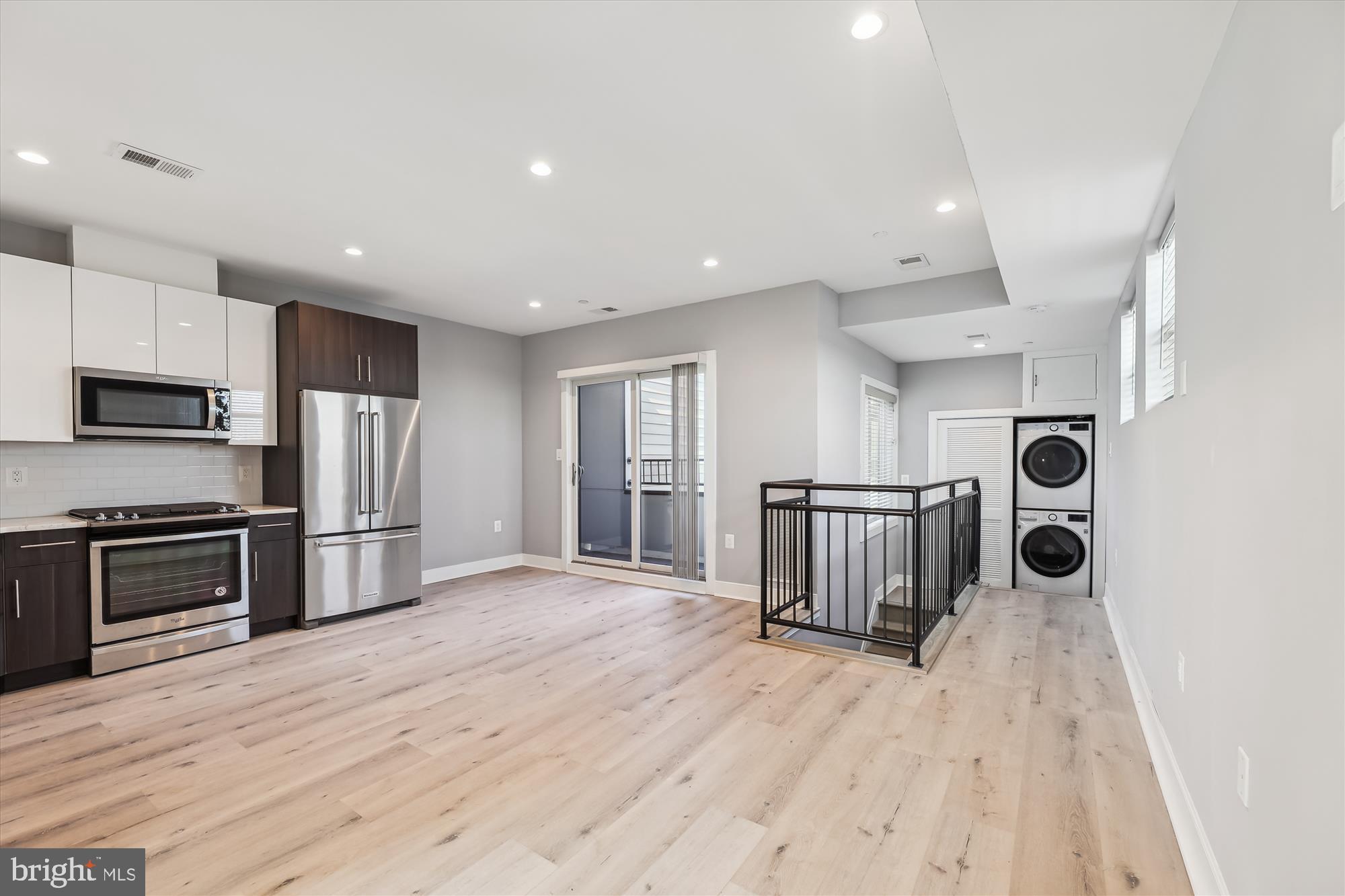 818 KENNEDY STREET NW Unit: 11