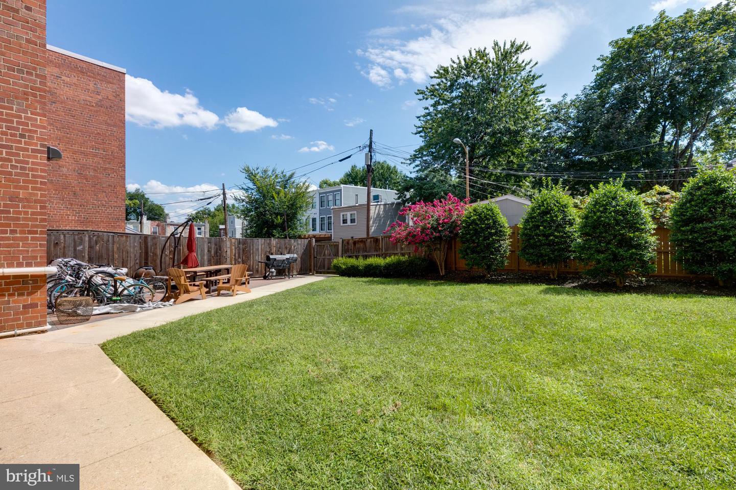 420 16TH STREET SE Unit: 208