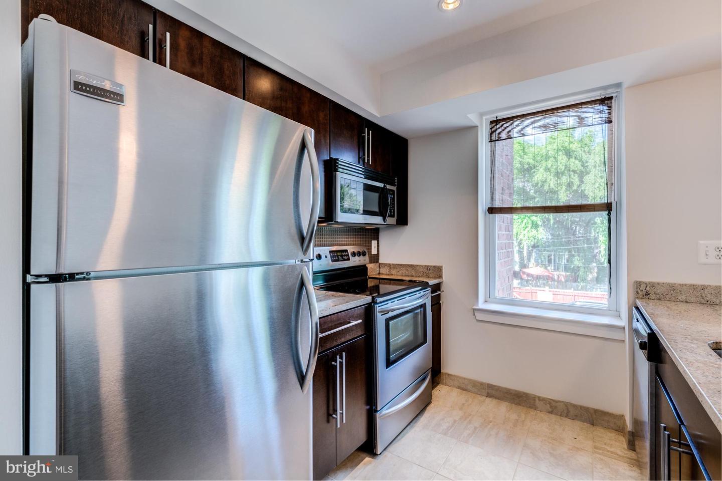 420 16TH STREET SE Unit: 208