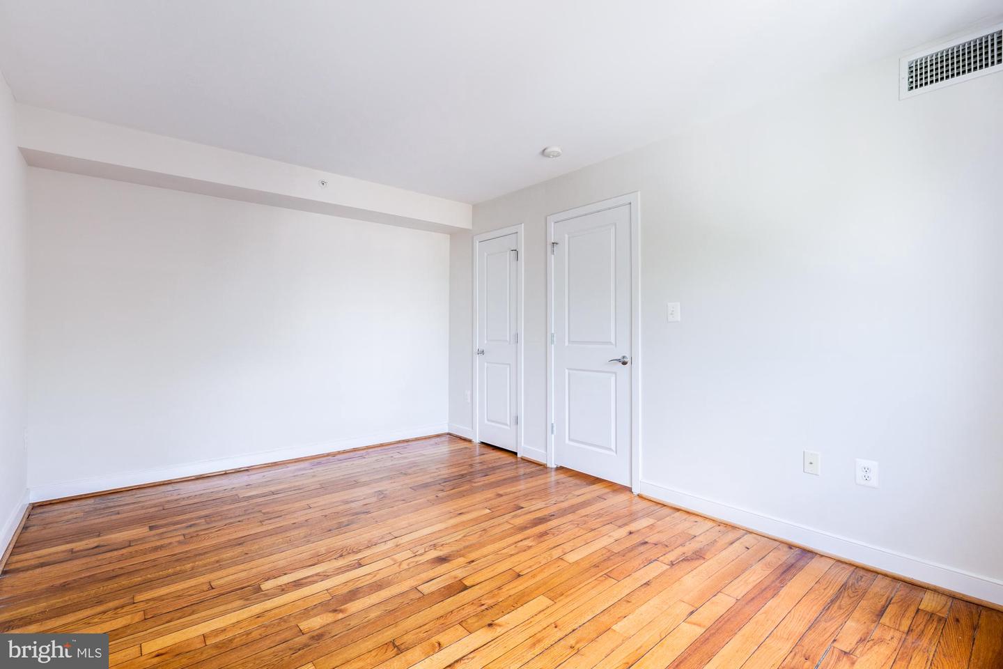 420 16TH STREET SE Unit: 208