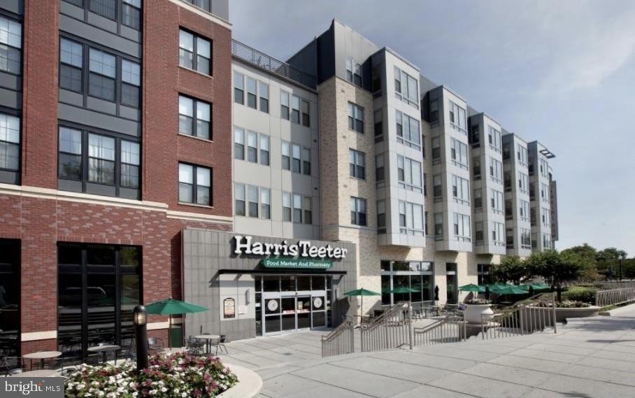 420 16TH STREET SE Unit: 208