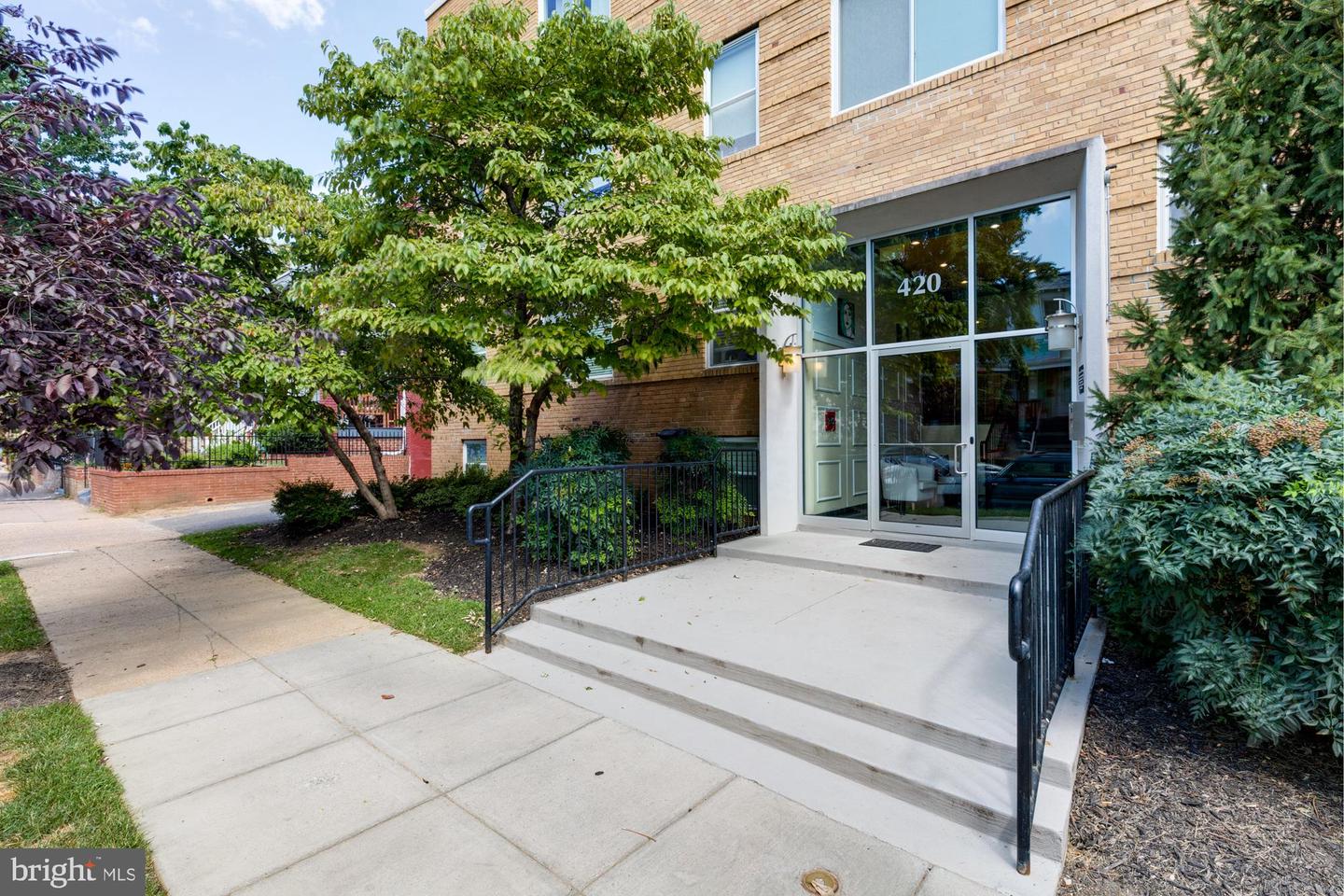 420 16TH STREET SE Unit: 208