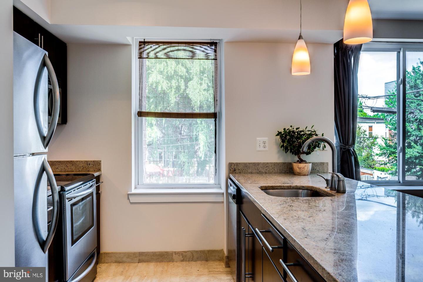 420 16TH STREET SE Unit: 208