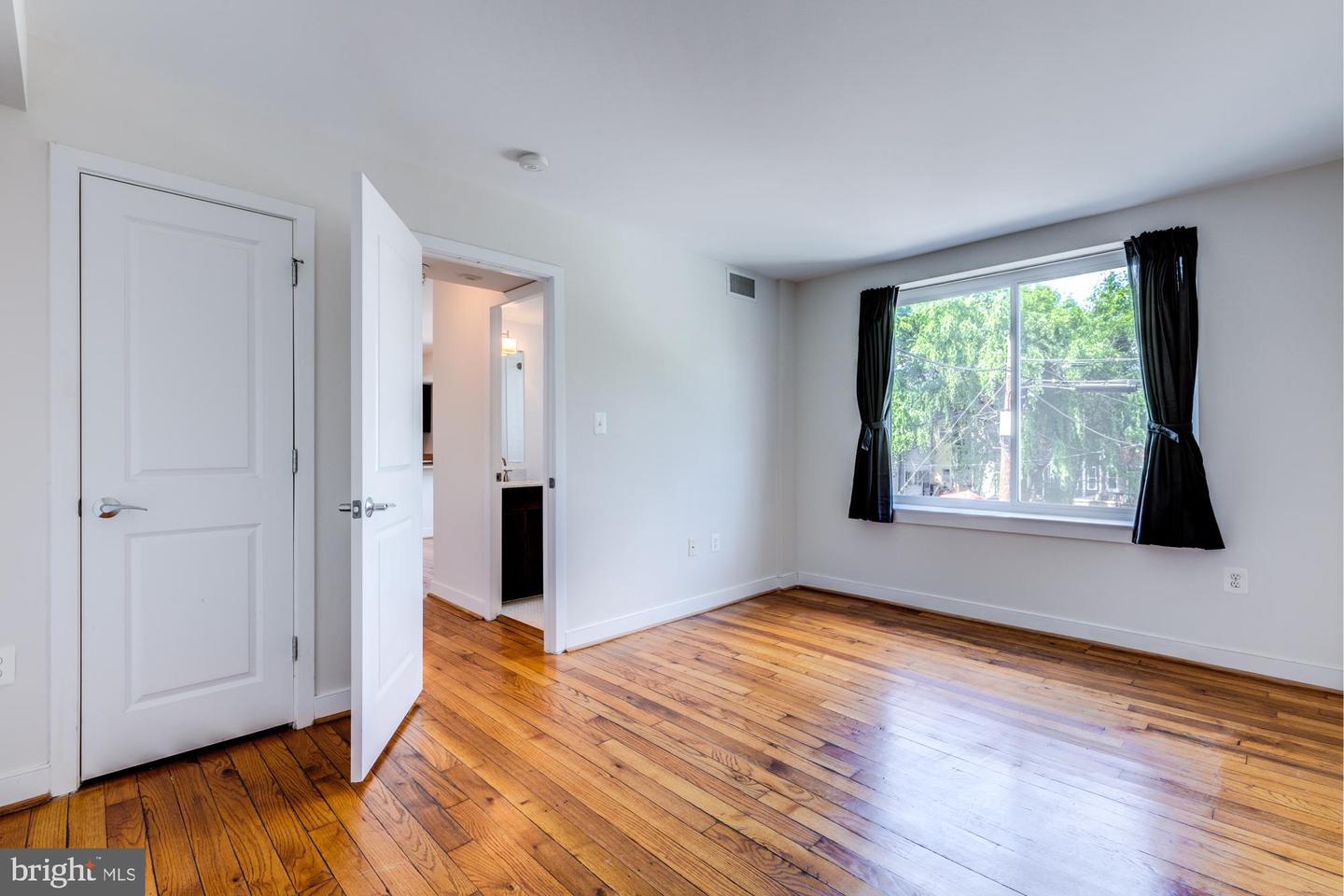 420 16TH STREET SE Unit: 208