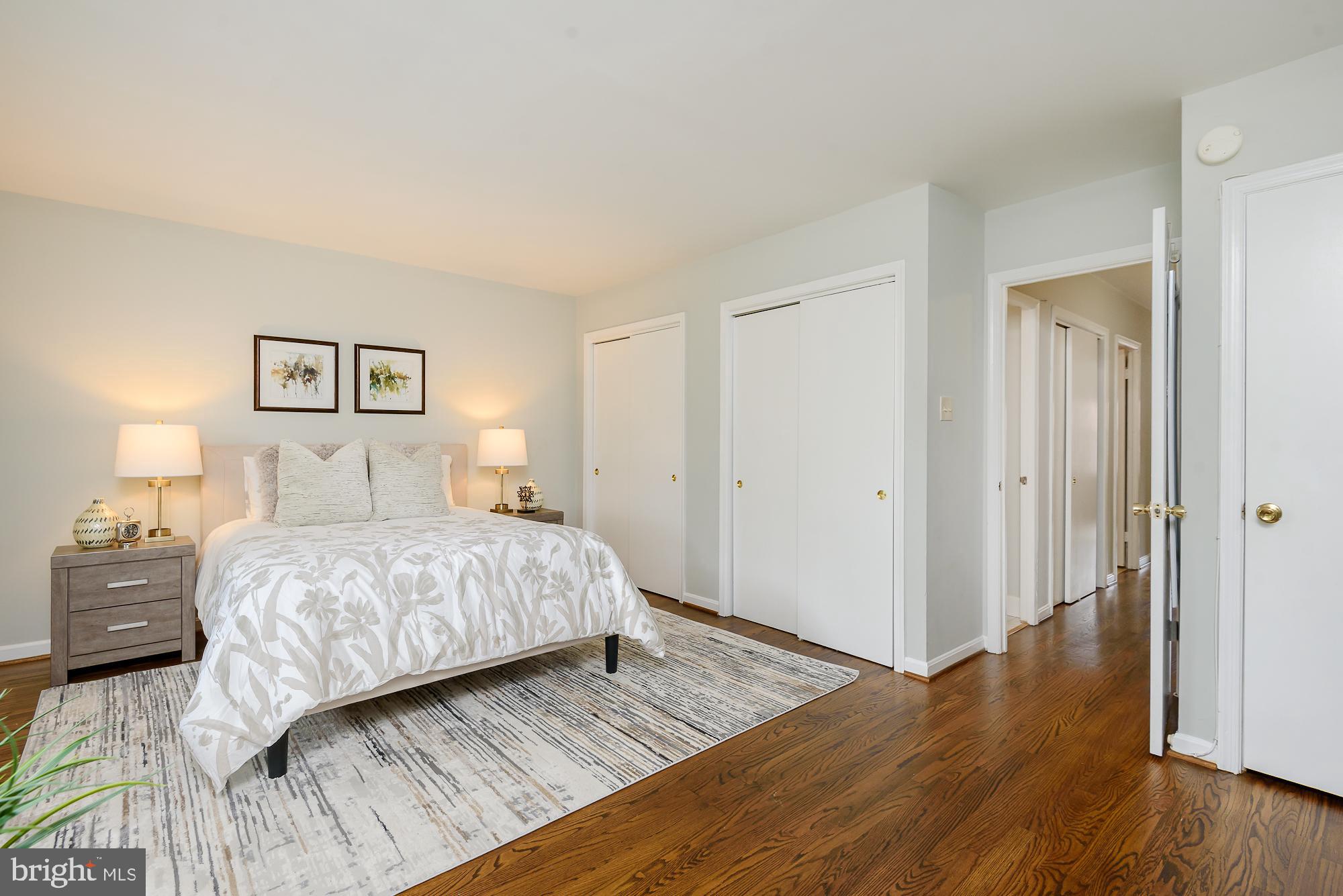 227 6TH STREET NE