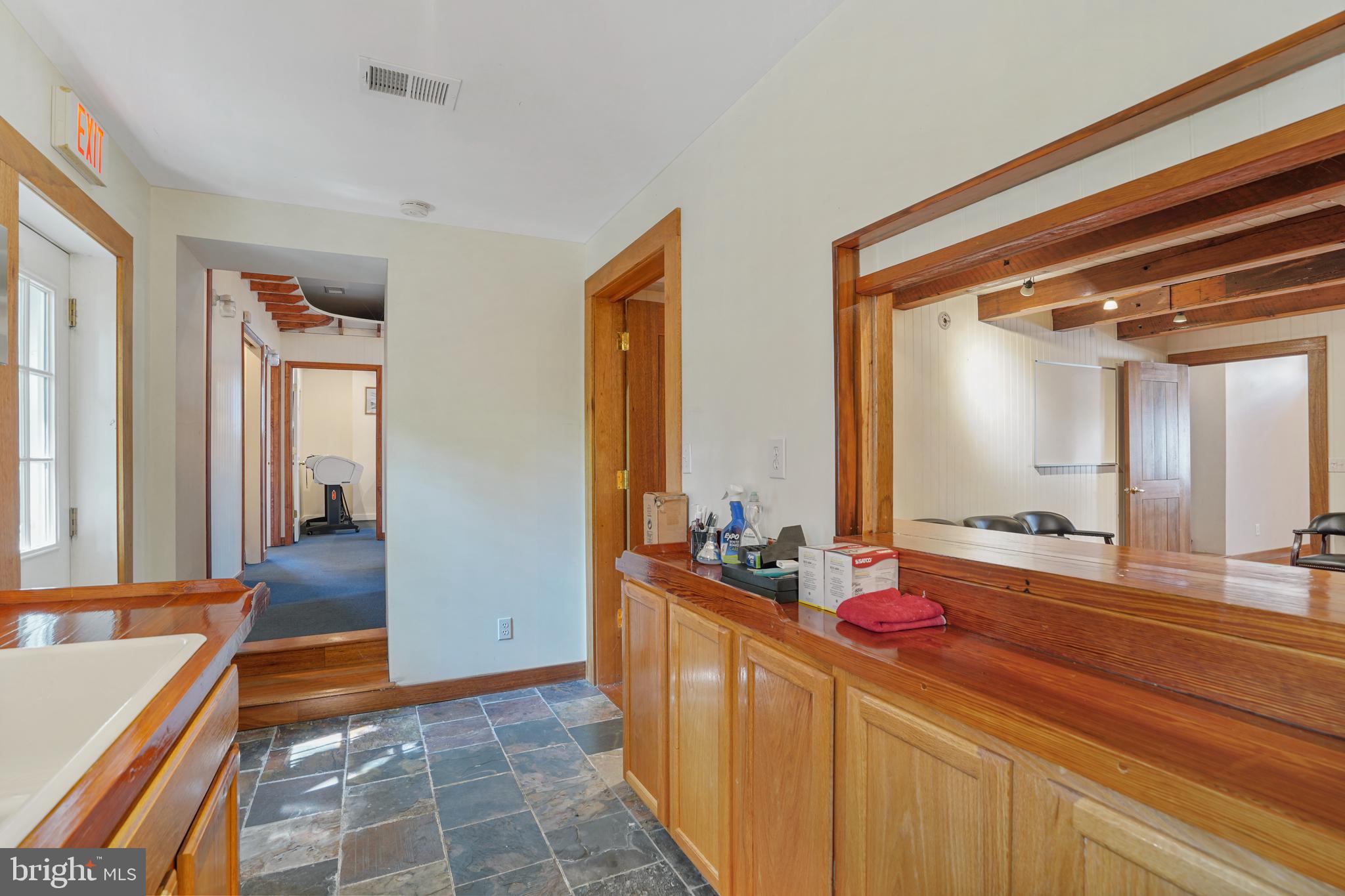 732 11TH SE