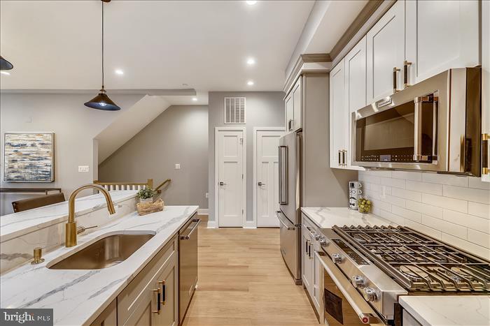 1410 NEWTON STREET NW Unit: 1