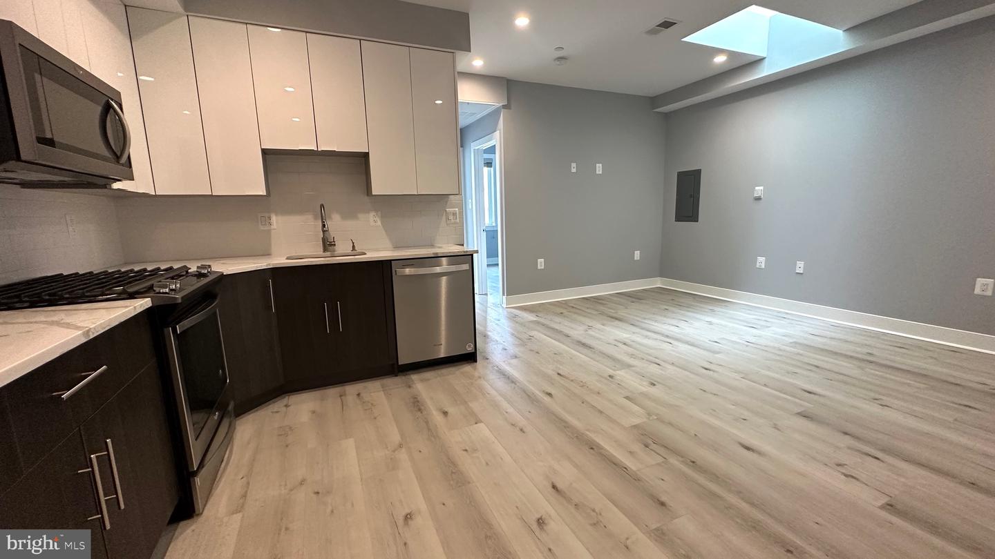 818 KENNEDY STREET NW Unit: 9