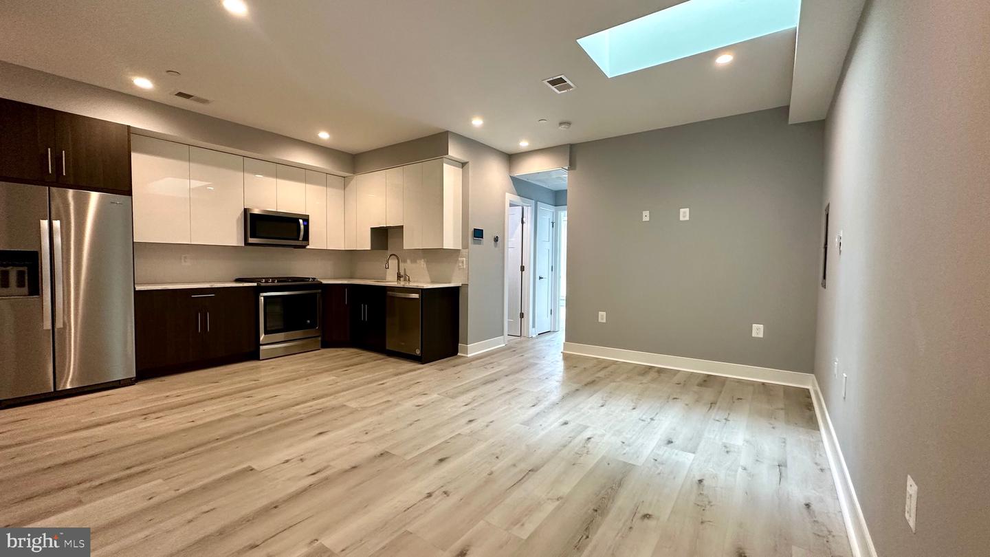 818 KENNEDY STREET NW Unit: 9