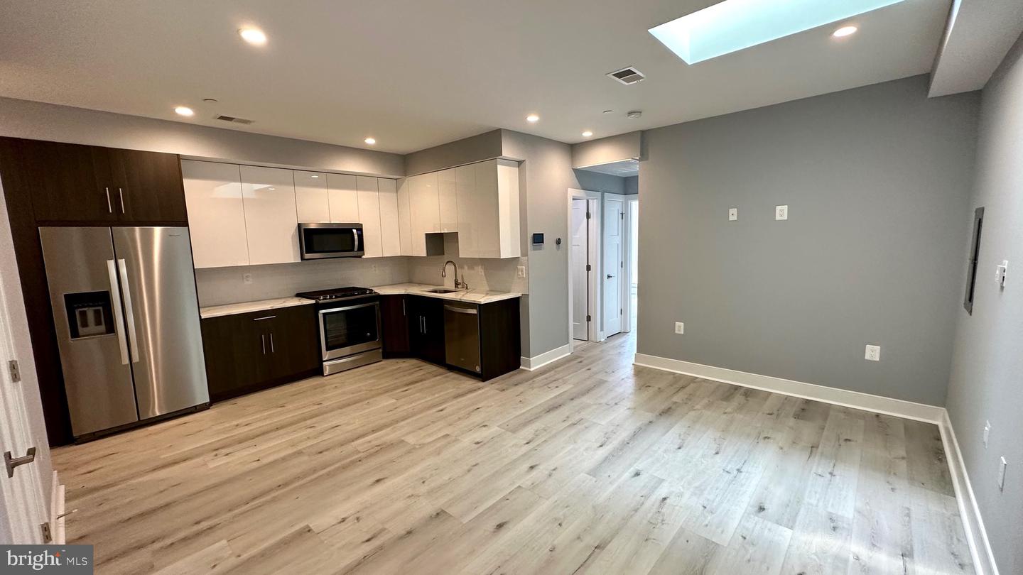 818 KENNEDY STREET NW Unit: 9