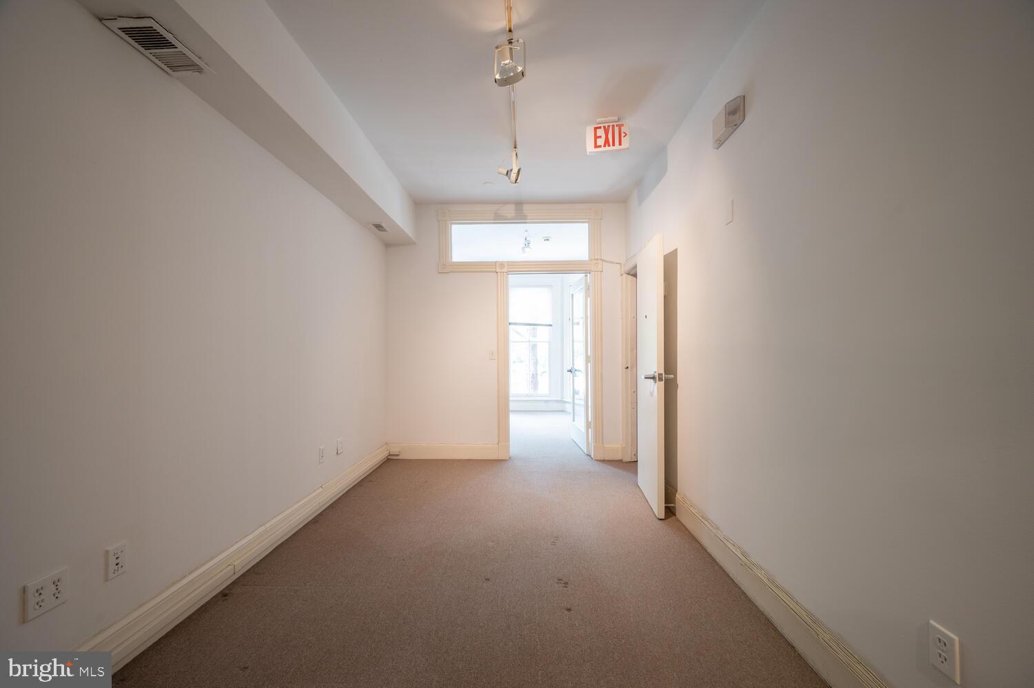 910 PENNSYLVANIA AVENUE SE