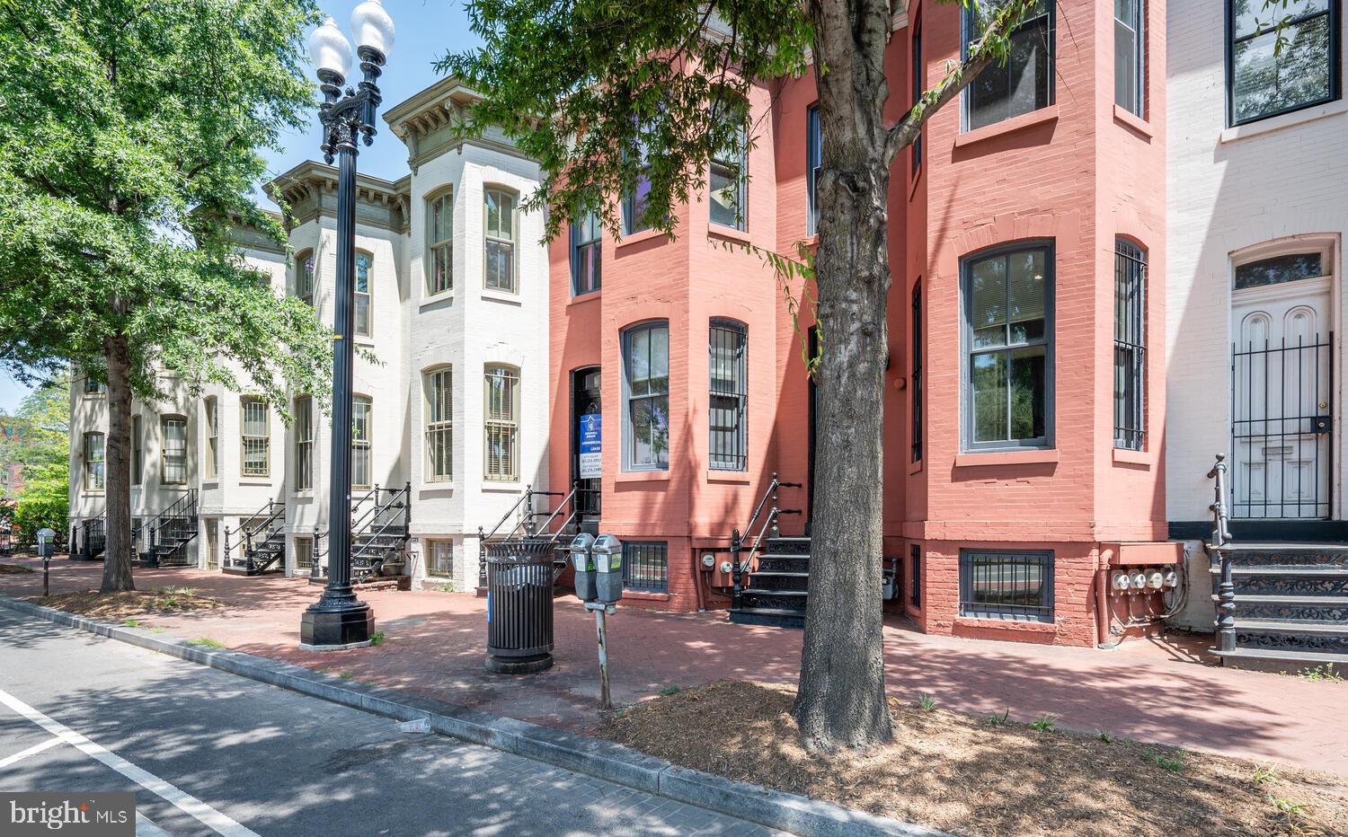910 PENNSYLVANIA AVENUE SE