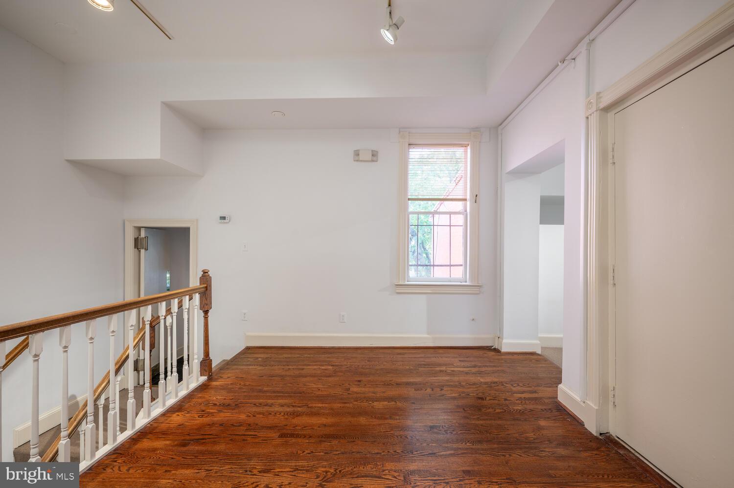 910 PENNSYLVANIA AVENUE SE