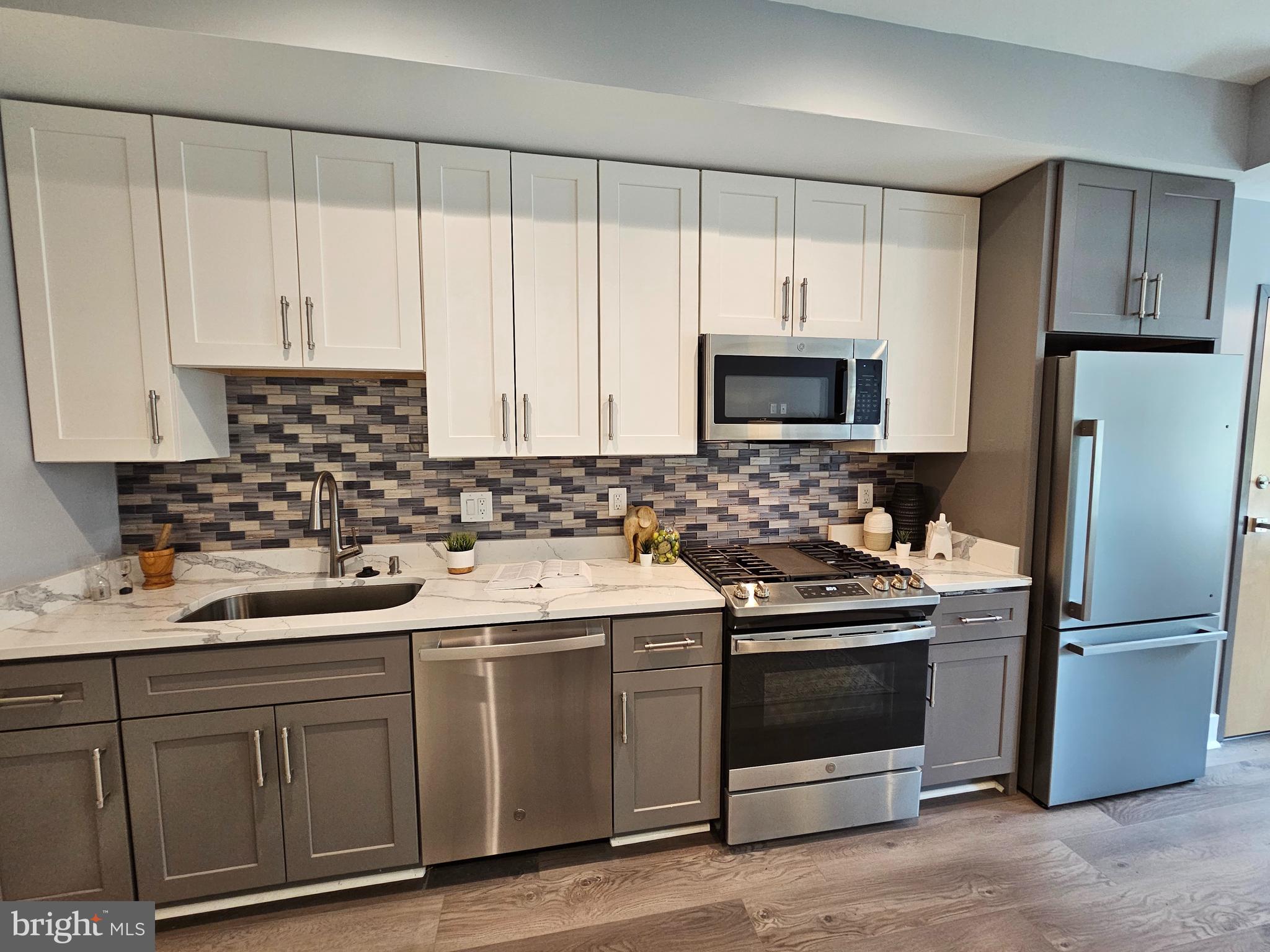 1914 8TH STREET NW Unit: 103