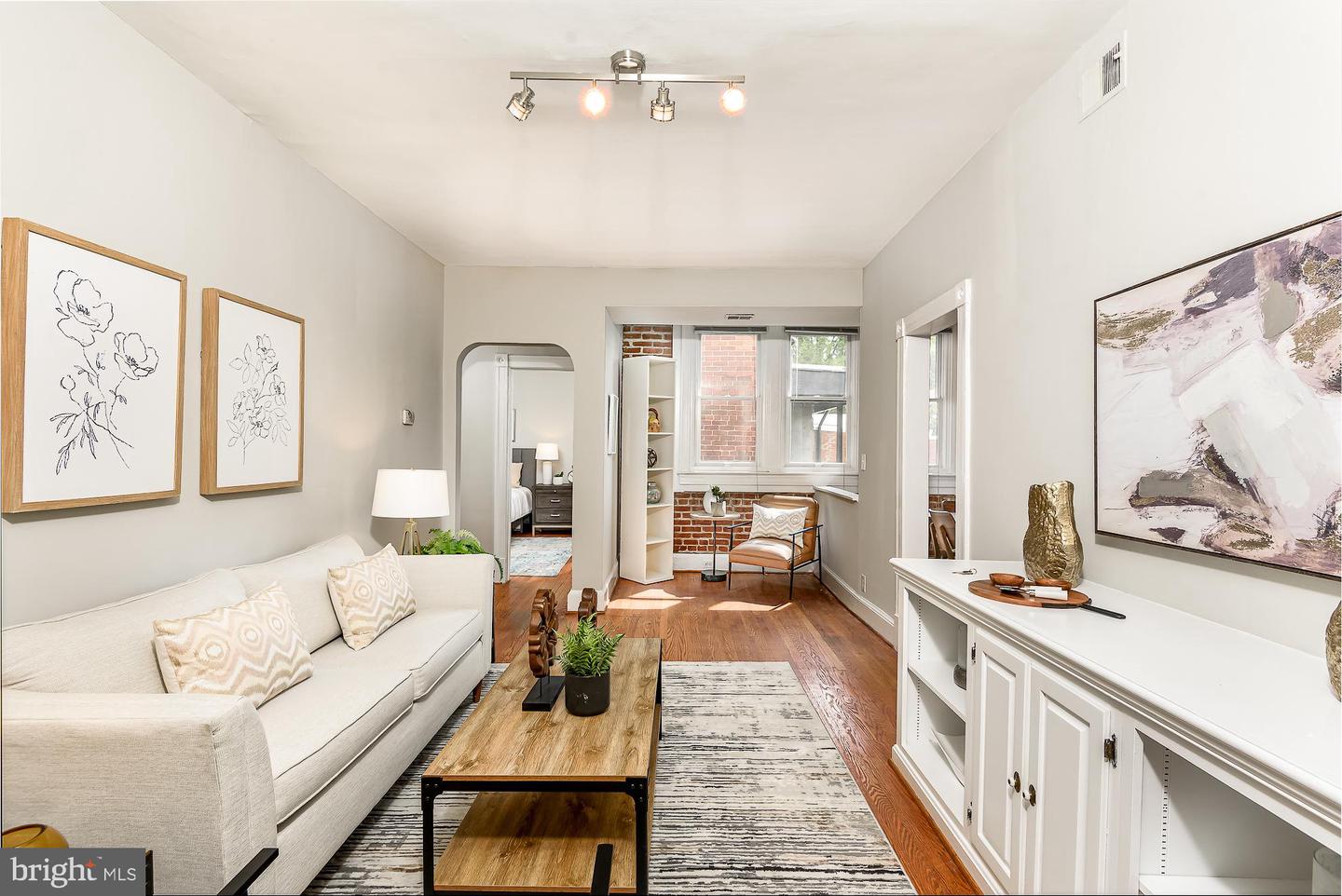 115 D STREET SE Unit: 202