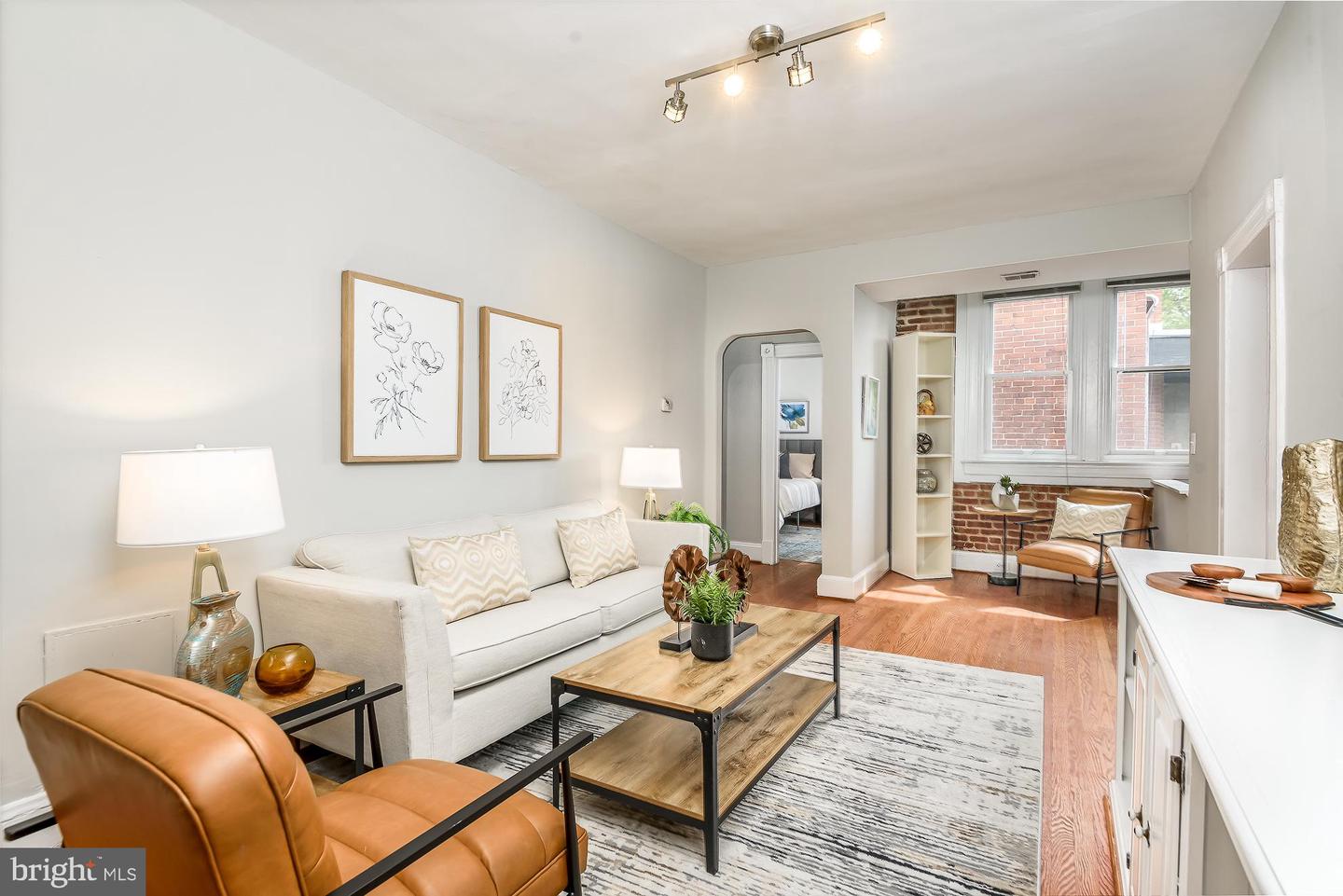115 D STREET SE Unit: 202