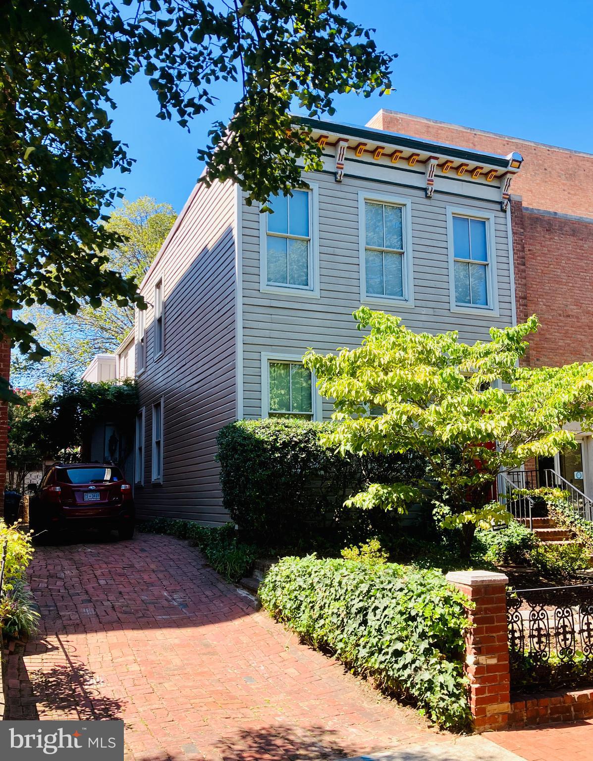 311 5TH STREET SE