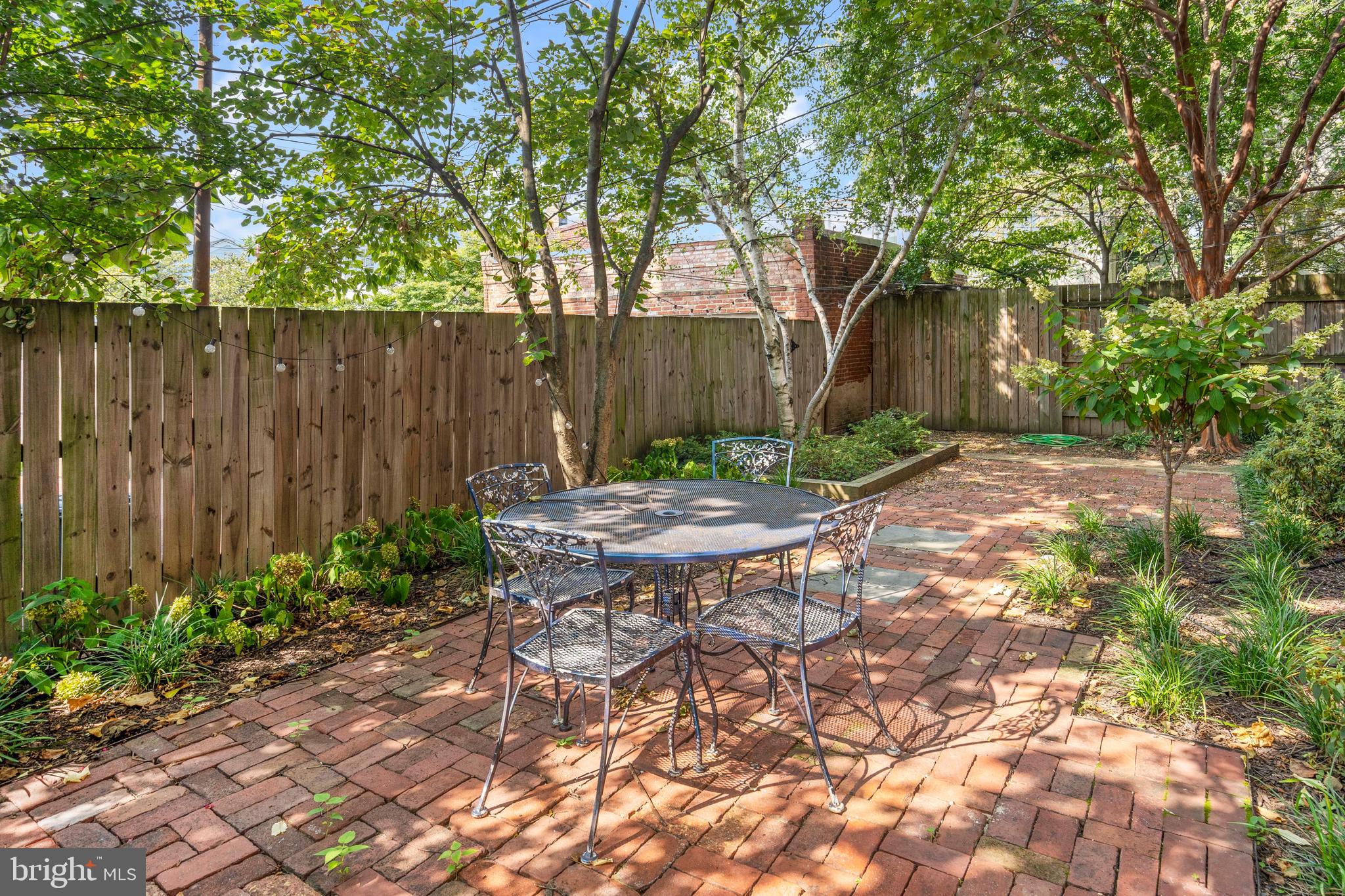909 E STREET SE Unit: 5