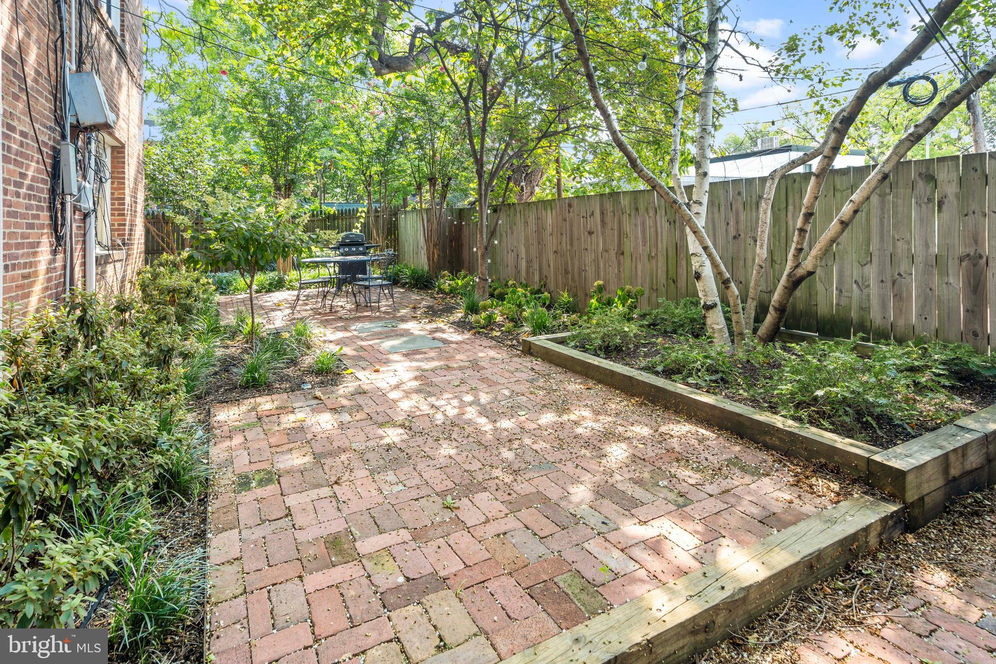909 E STREET SE Unit: 5