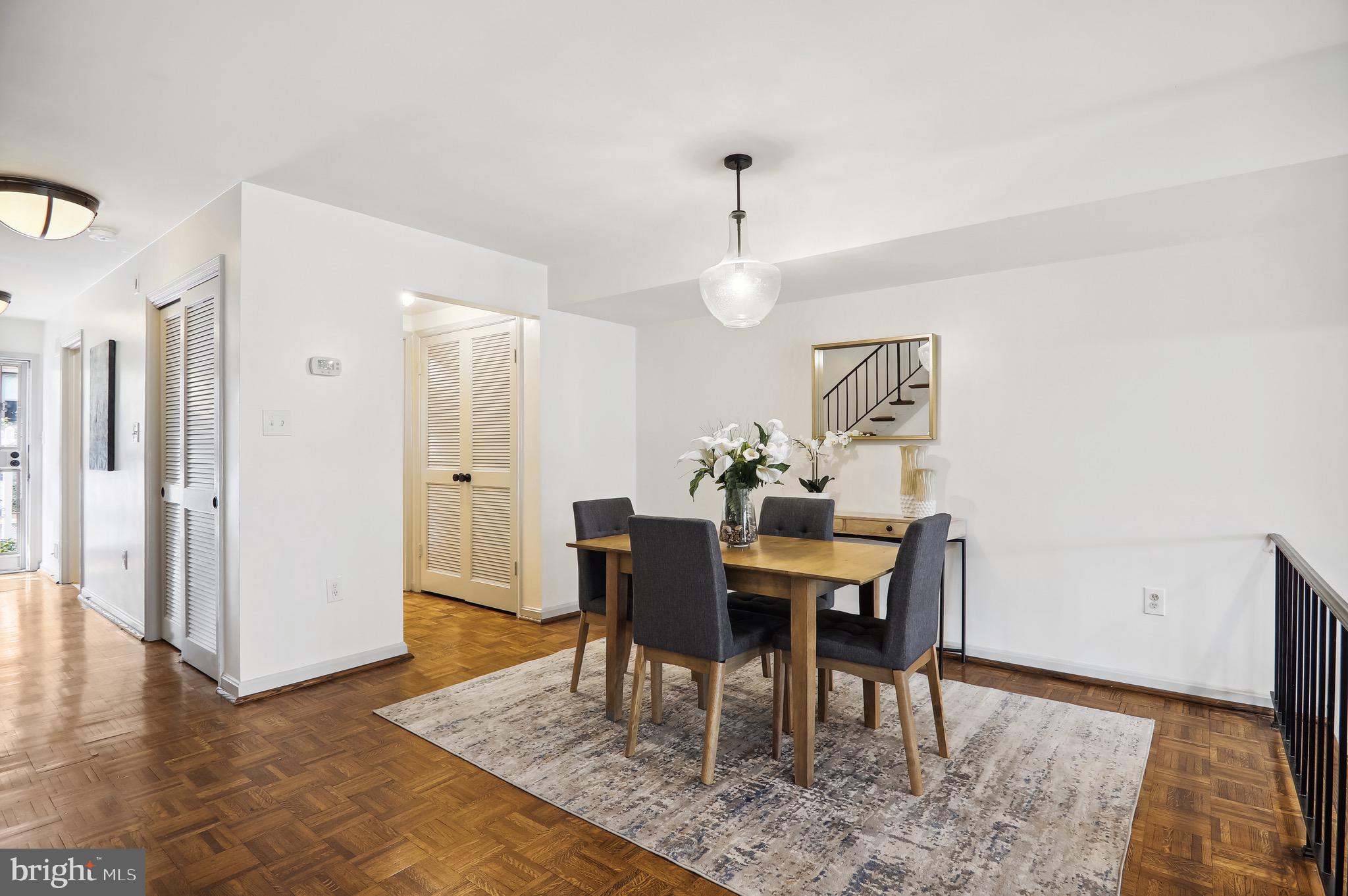 322 8TH STREET SE