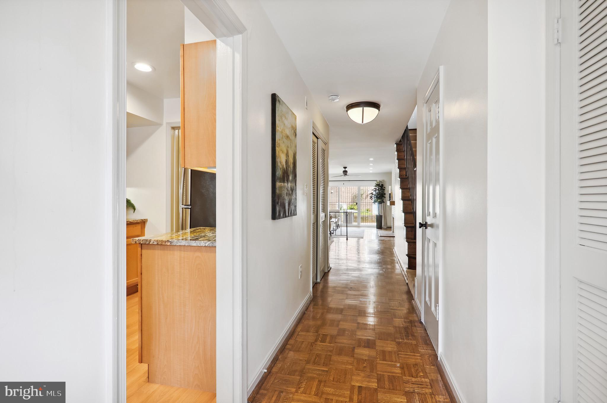 322 8TH STREET SE